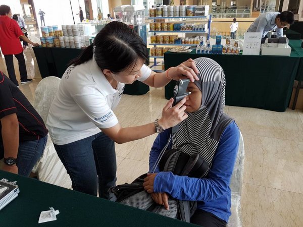 Optimax Eye Specialist (Kuching), Eye Specialist in Kuching